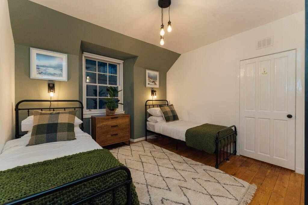 Photo of Others in Doune