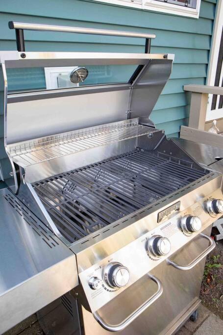 Photo of Others in Hamilton