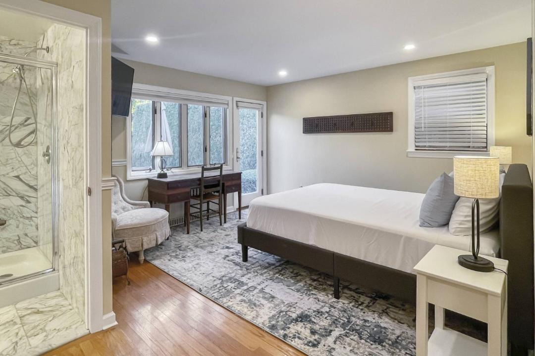 Photo of Others in Westport