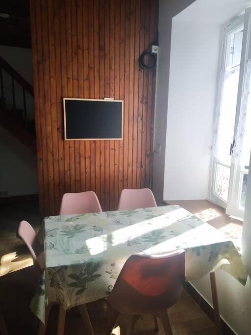 Photo of Others in Plesidy