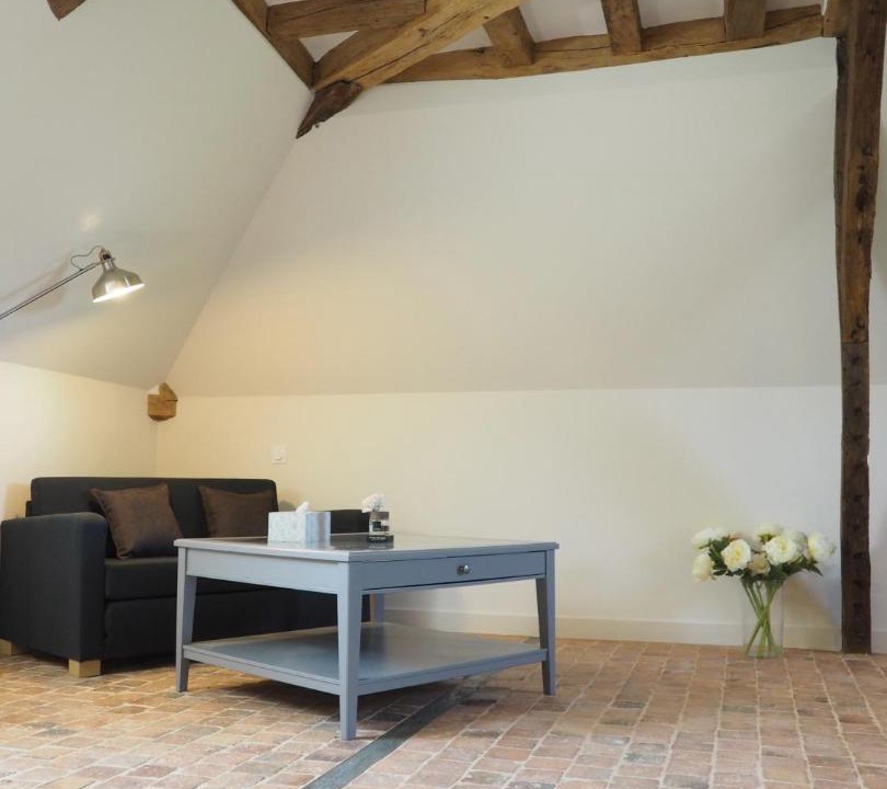 Photo of Others in Astille