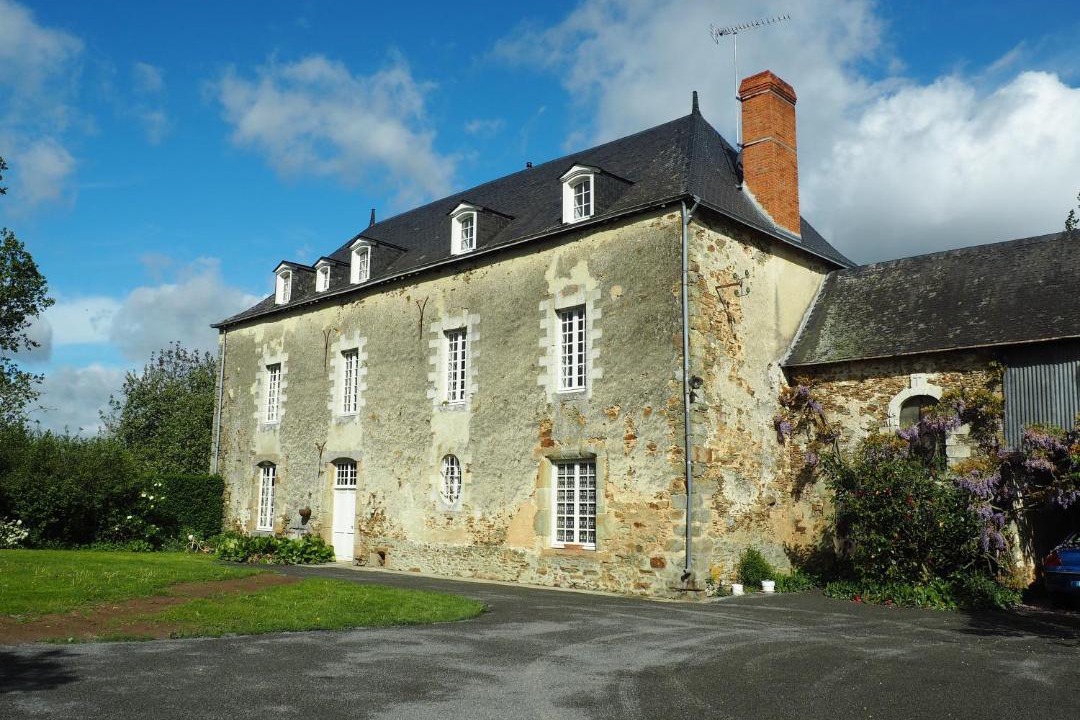 Photo of Others in Astille