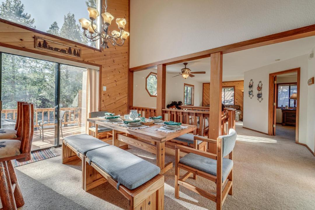 Photo of Livingroom in Truckee
