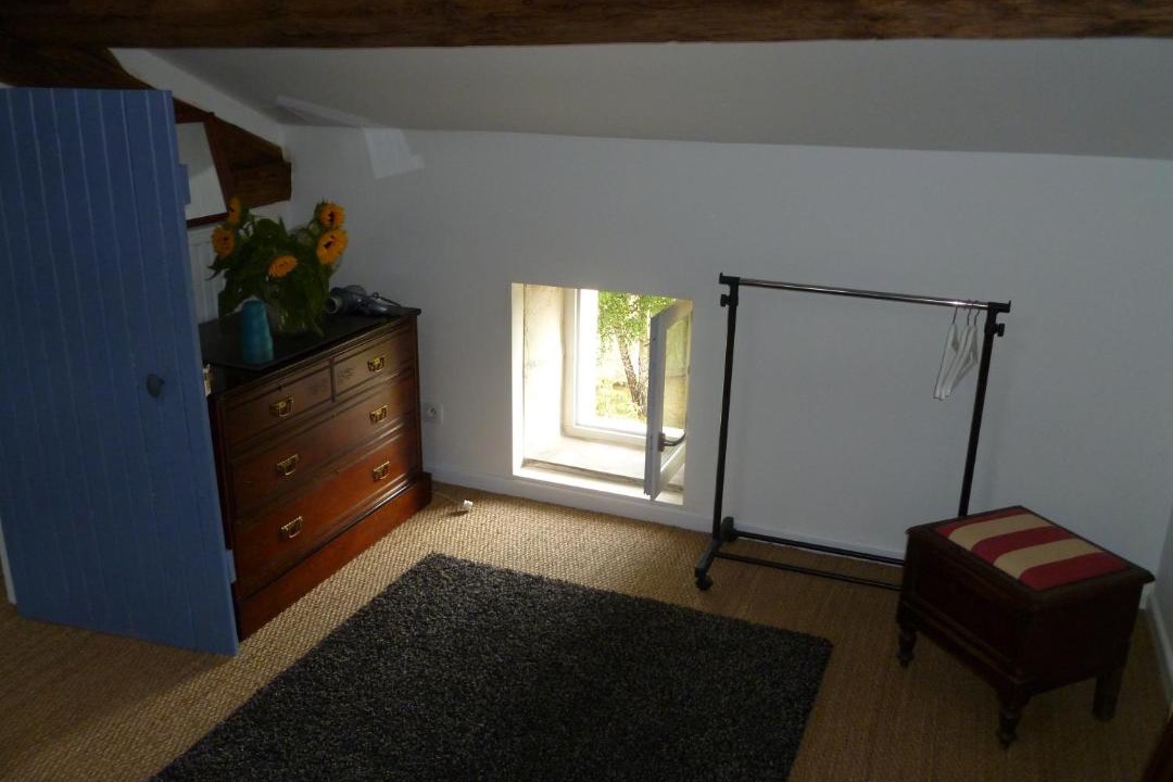 Photo of Others in Droux