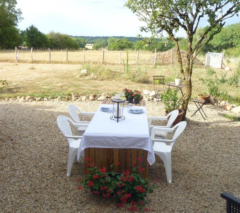 Photo of Others in Droux