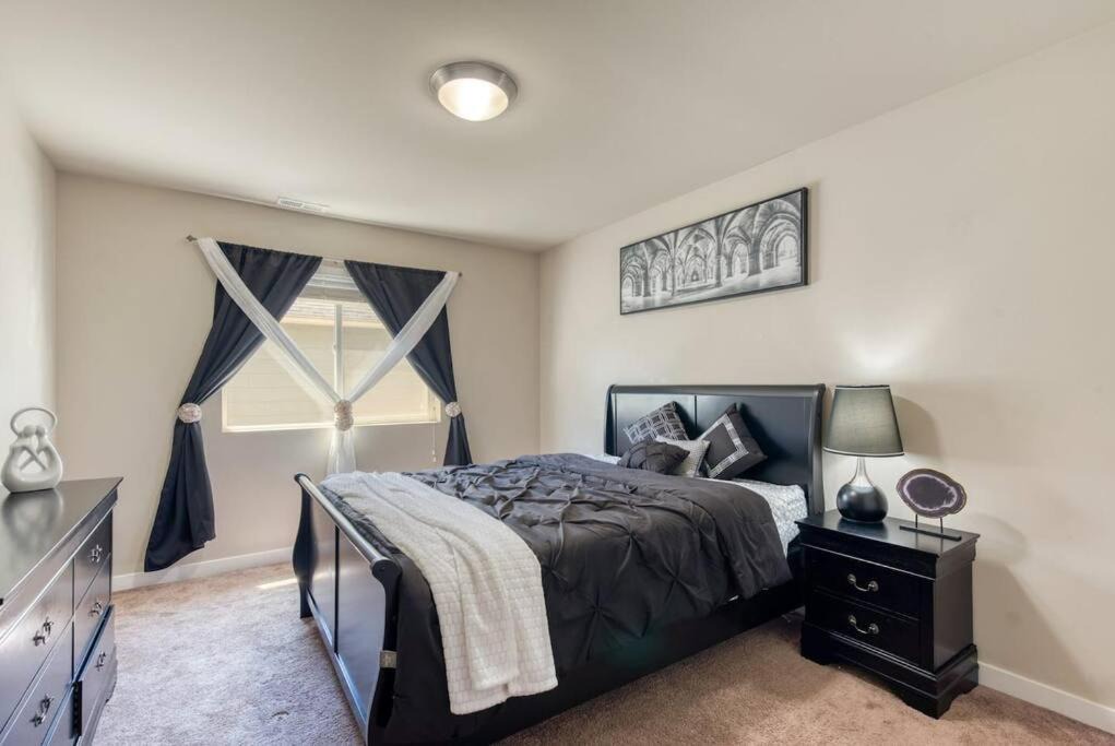 Photo of Others in Everett