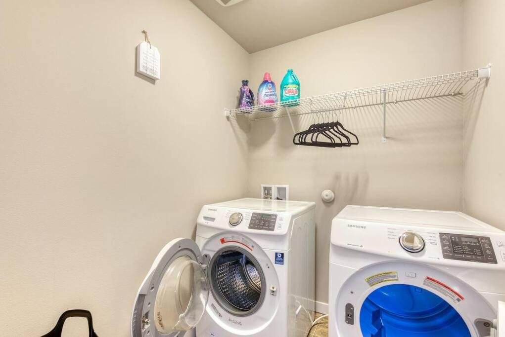 Photo of Others in Everett