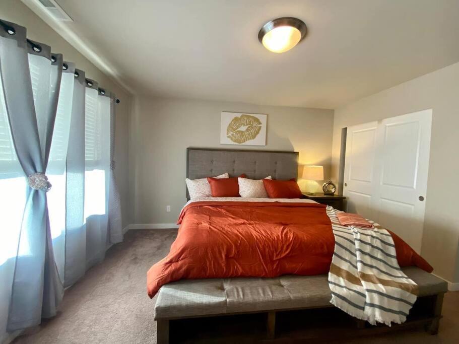 Photo of Others in Everett