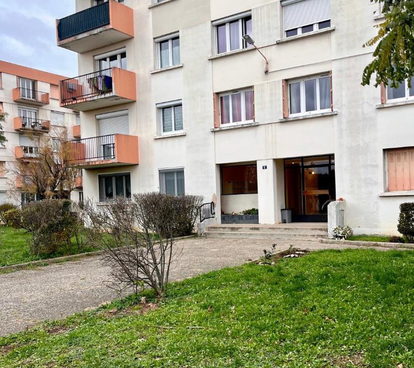 Photo of Others in Feyzin