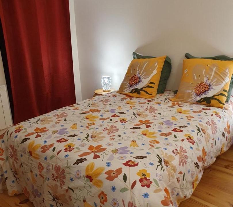 Photo of Bedroom in Saint-Julien