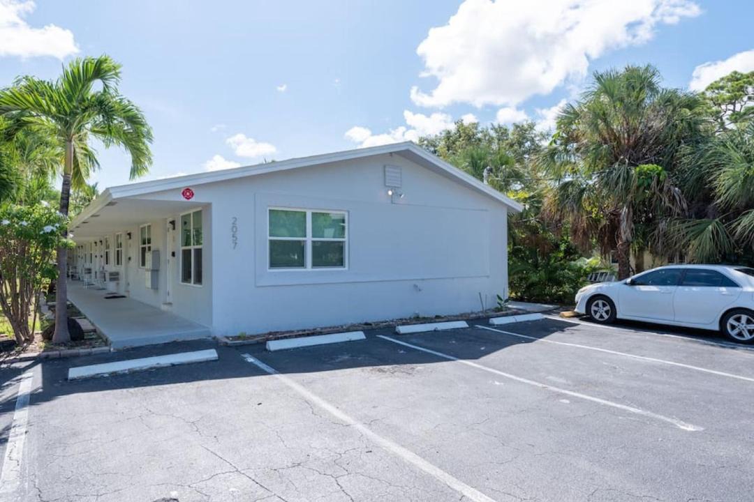 Photo of Buildings in Wilton Manors