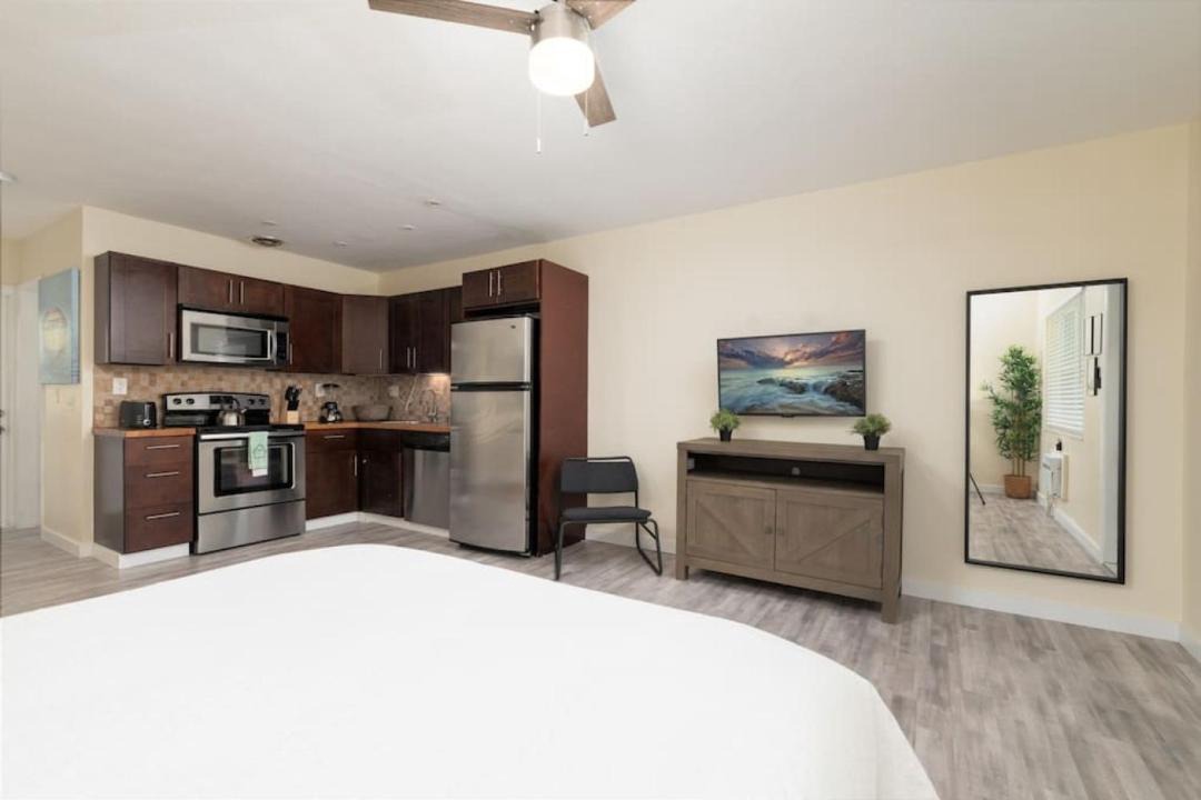 Photo of Others in Wilton Manors