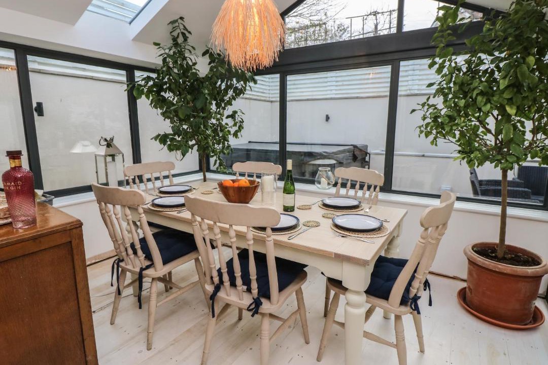 Photo of Others in Sandown