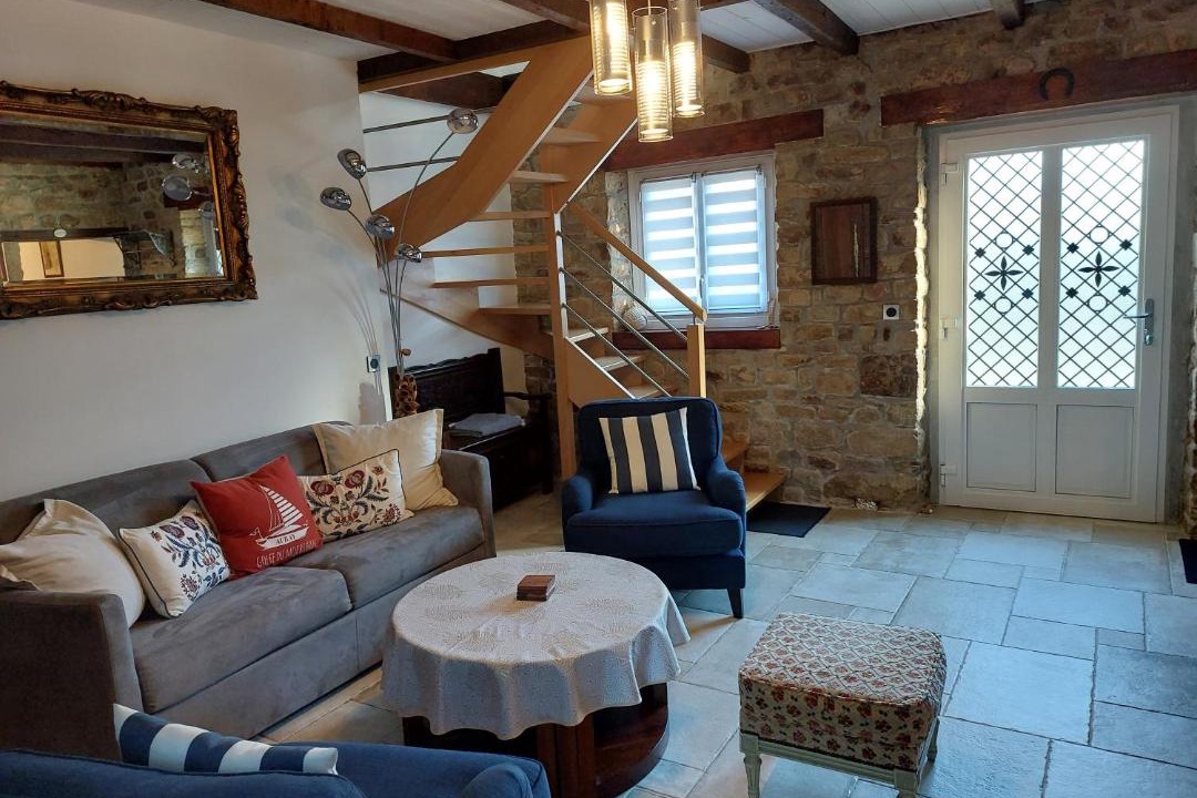 Photo of Others in Locoal-Mendon