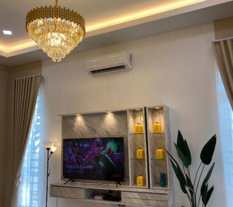 Photo of Others in Serom