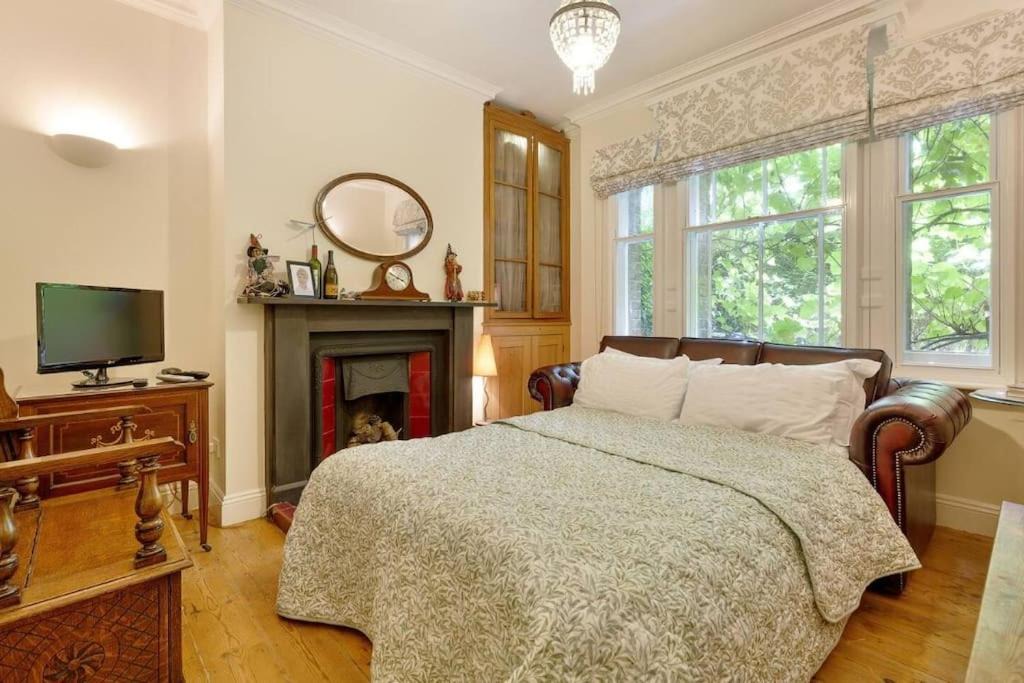 Photo of Others in Windsor