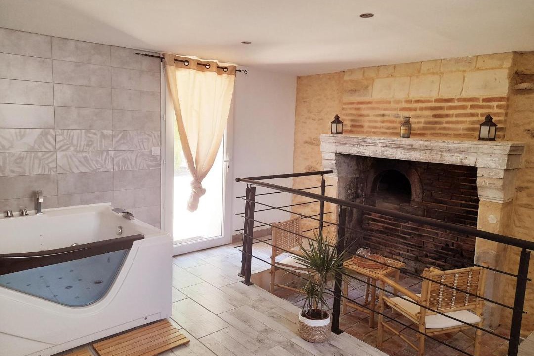 Photo of Others in Corze