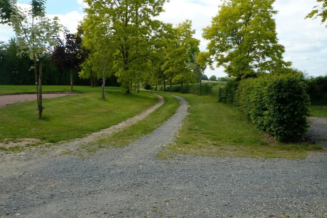 Photo of Others in Epineu-le-Chevreuil