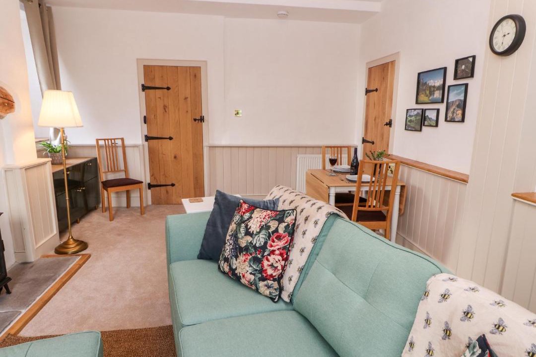 Photo of Others in Natland