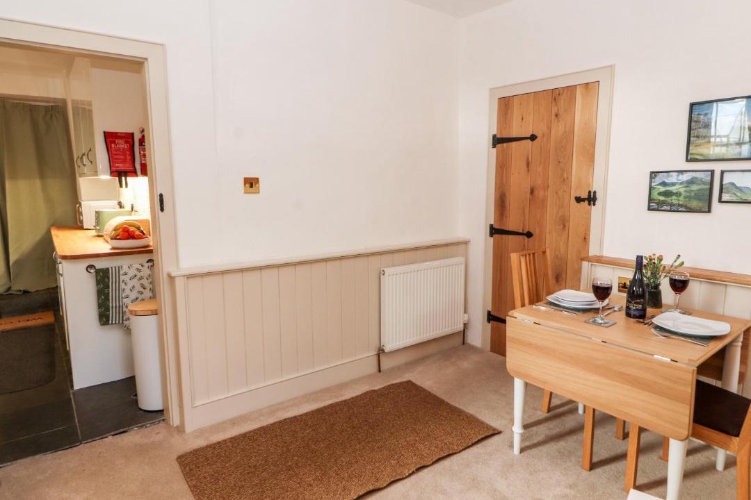 Photo of Others in Natland