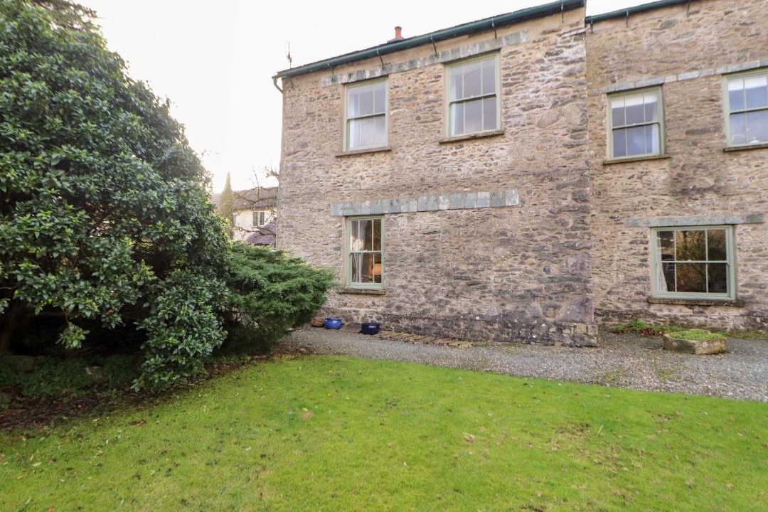 Photo of Others in Natland