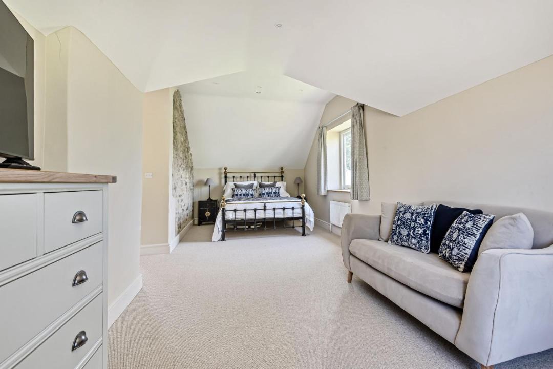 Photo of Others in Holditch