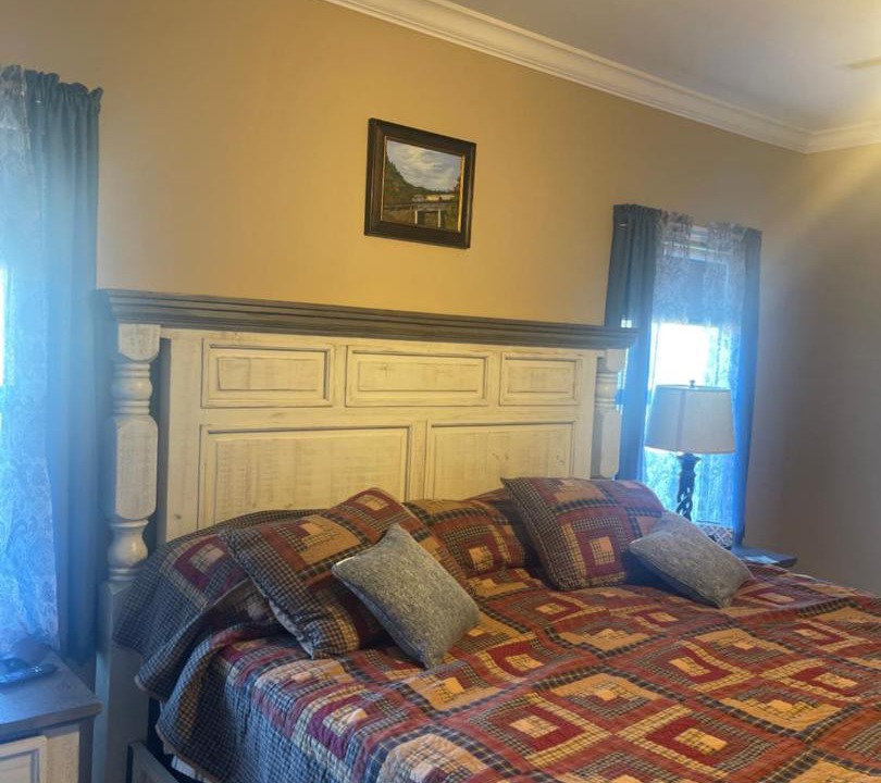 Photo of Bedroom in Loudon