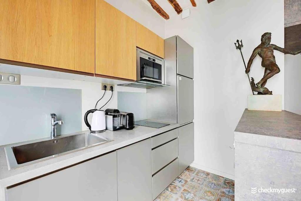 Photo of Kitchen in Quartier de la Place-Vendome