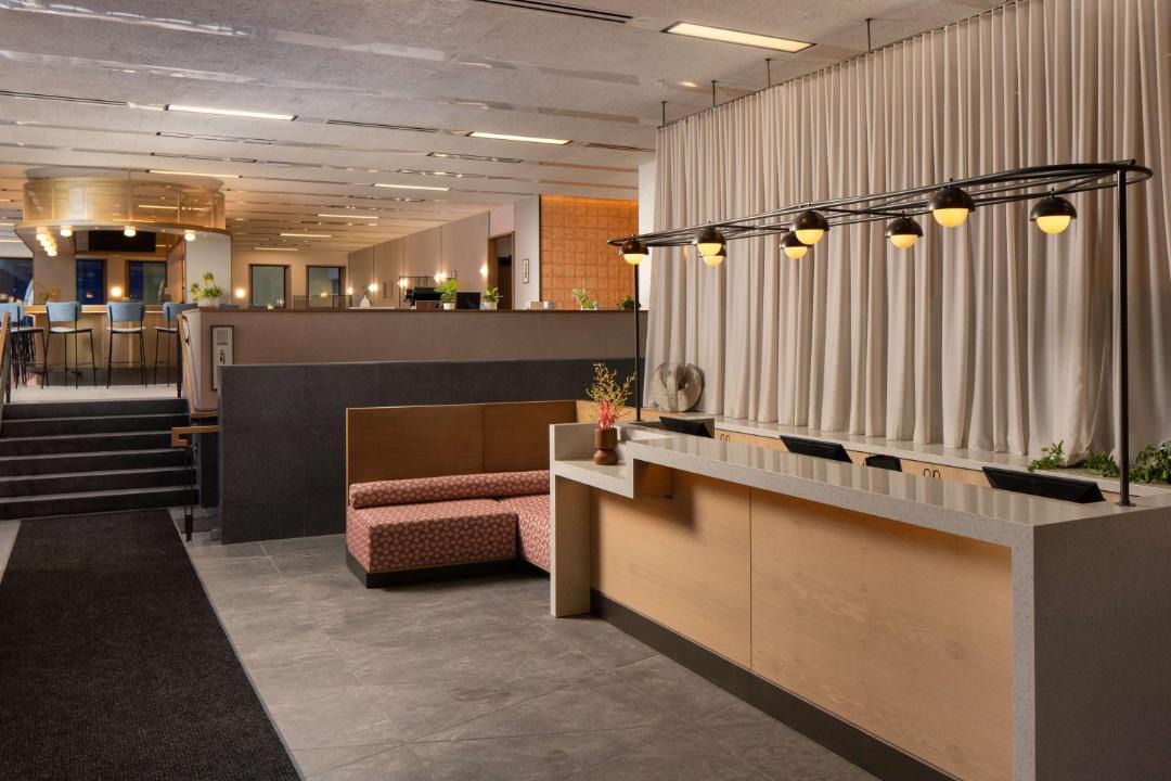 Photo of Others in Long Wharf