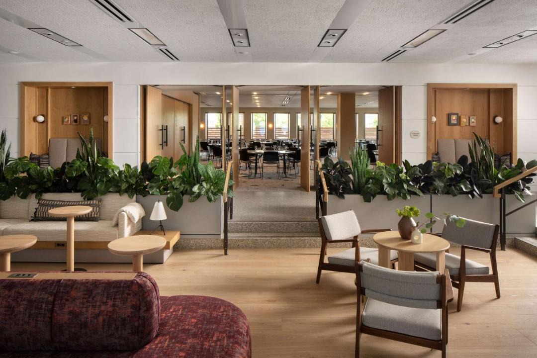 Photo of Others in Long Wharf