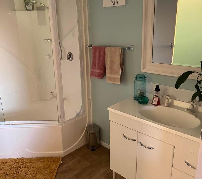 Photo of Others in Thames