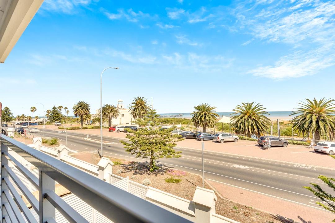 Photo of Others in Semaphore