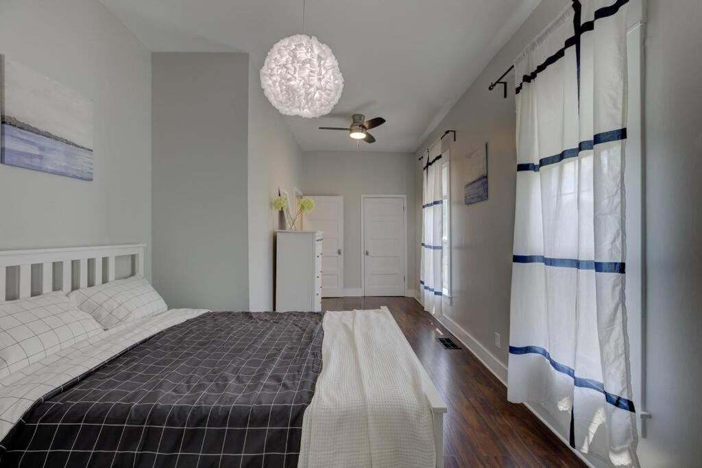 Photo of Others in Cooper-Young Historic District