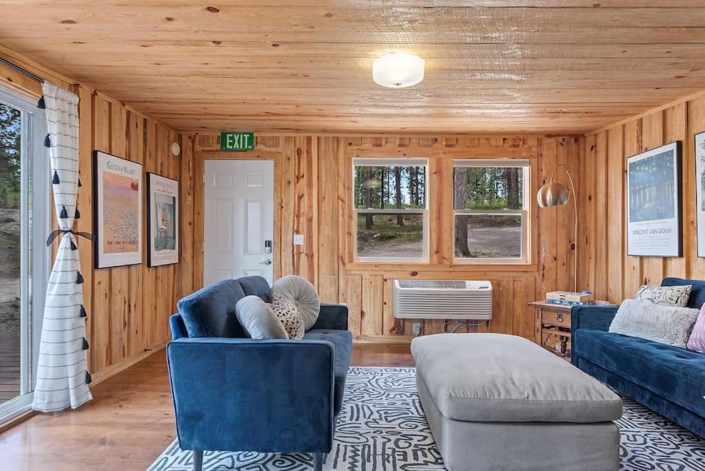 Photo of Others in Custer