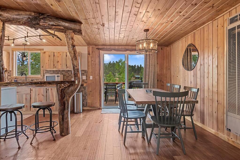 Photo of Others in Custer