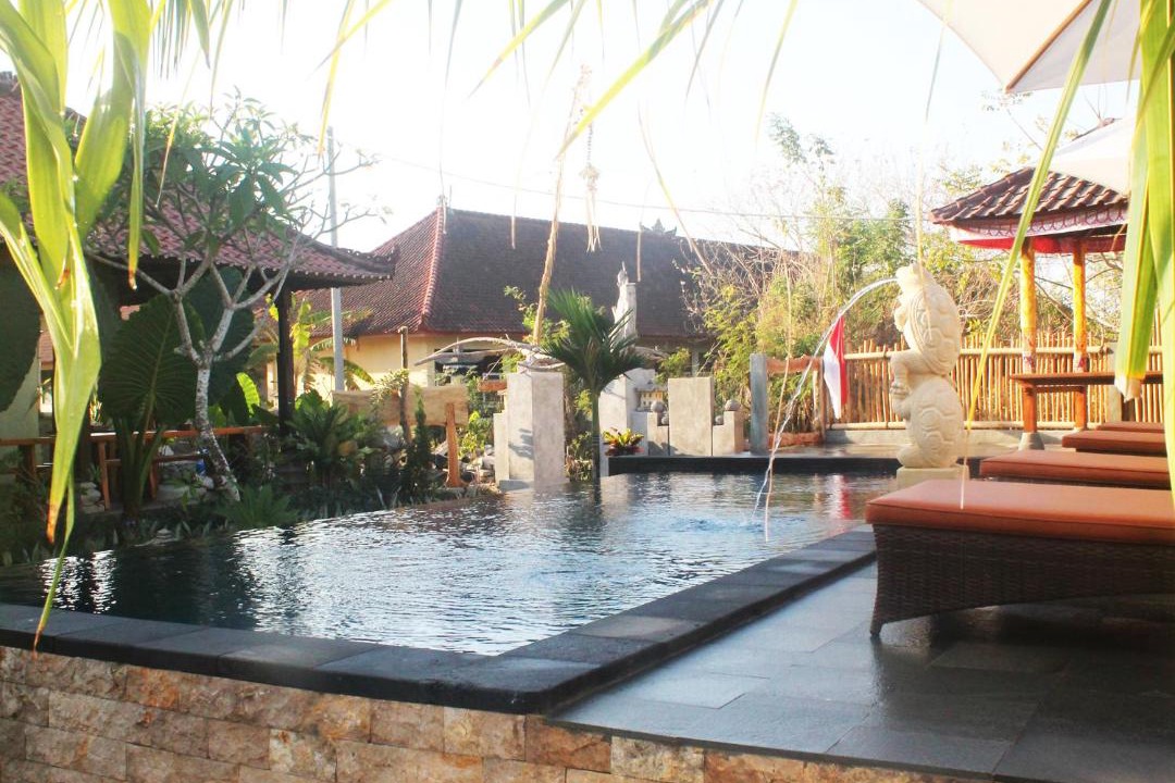 Photo of Others in Mushroom Bay