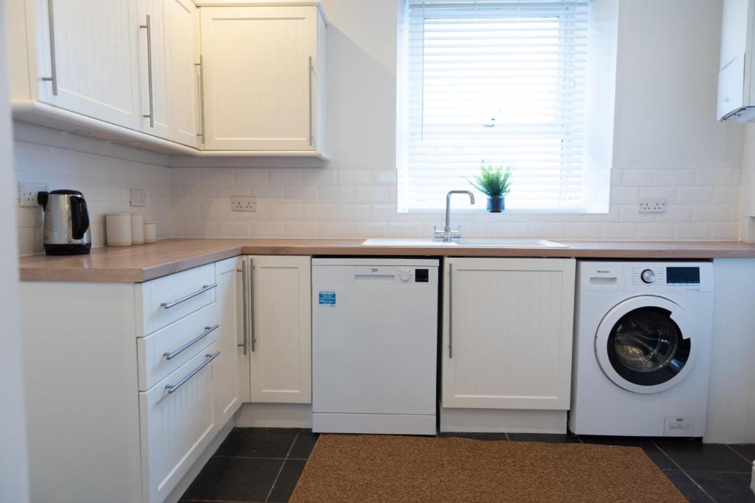 Photo of Others in Deepcar