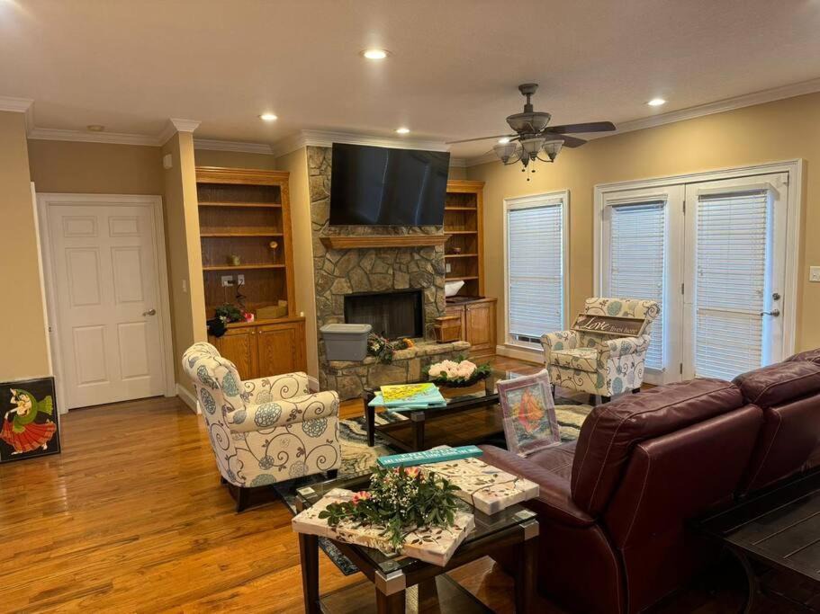 Photo of Others in Cumming