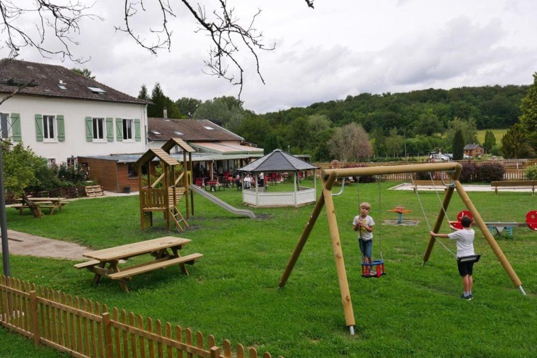 Photo of Others in Lacroix-sur-Meuse