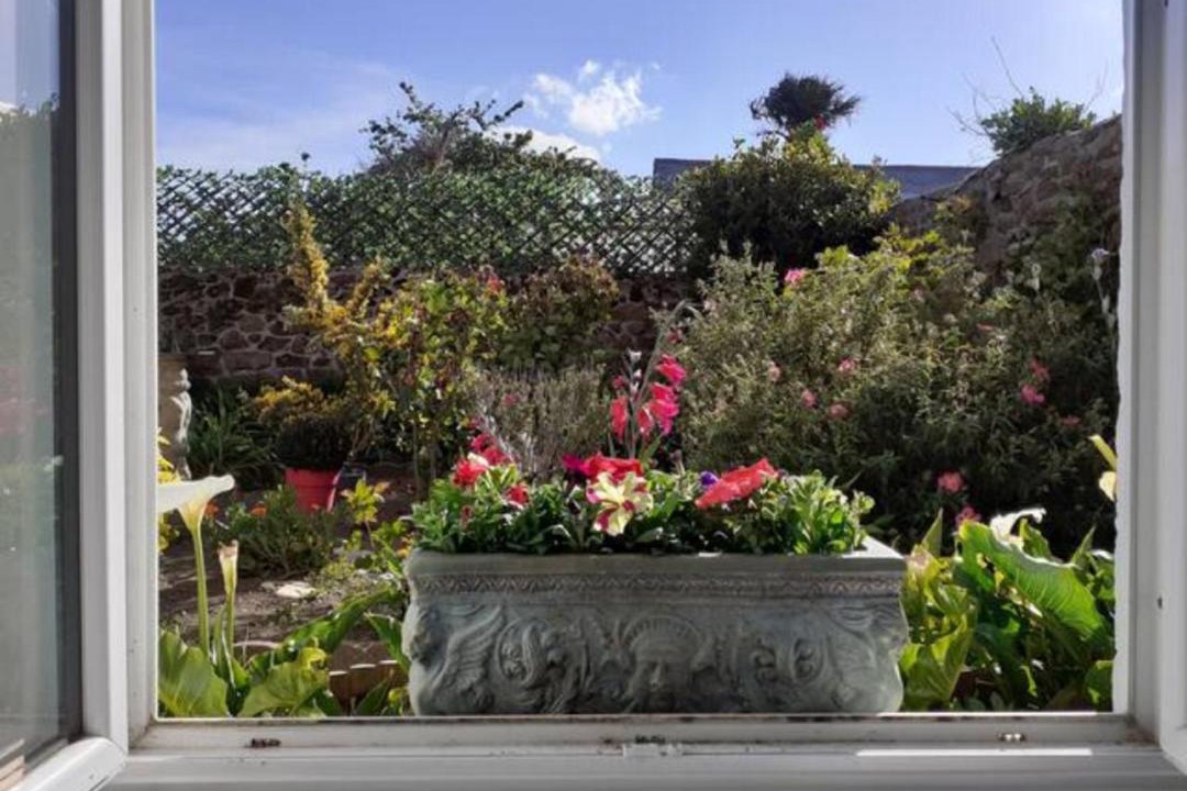 Photo of Others in Esperance-Cottages