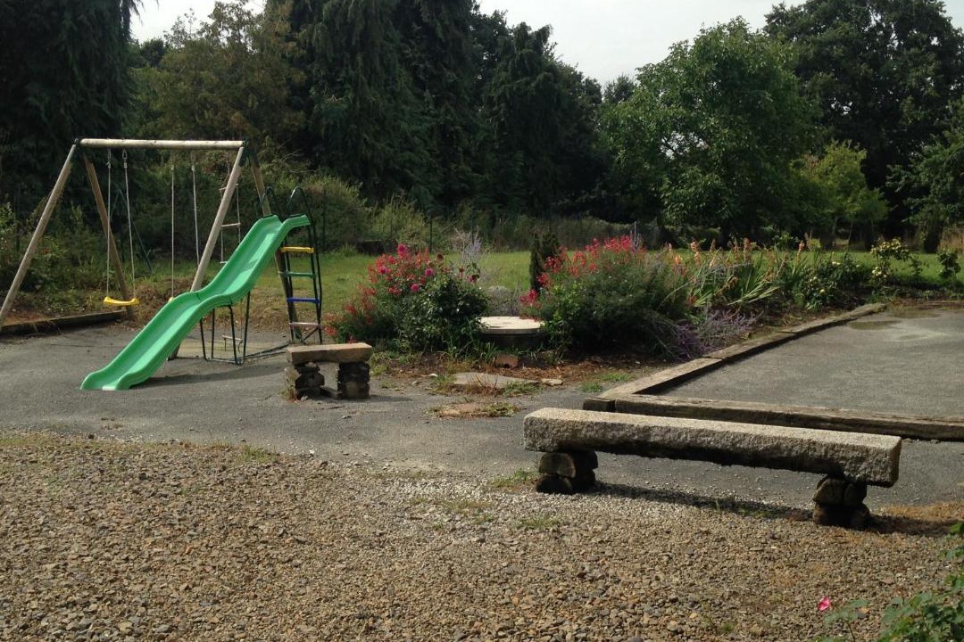 Photo of Others in Sacey