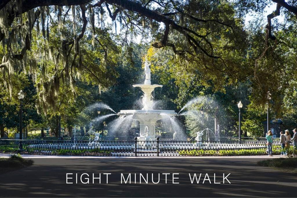 Photo of Others in Thomas Square