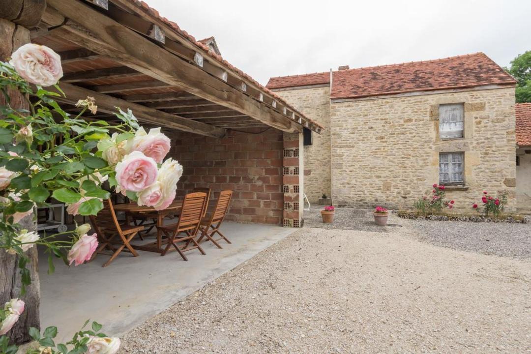 Photo of Others in Lantilly