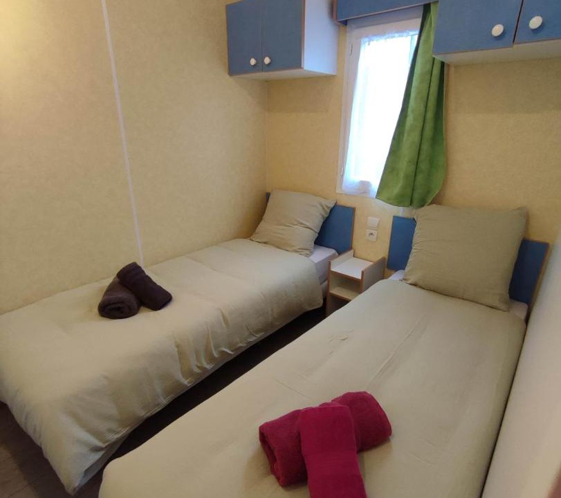 Photo of Others in Holque