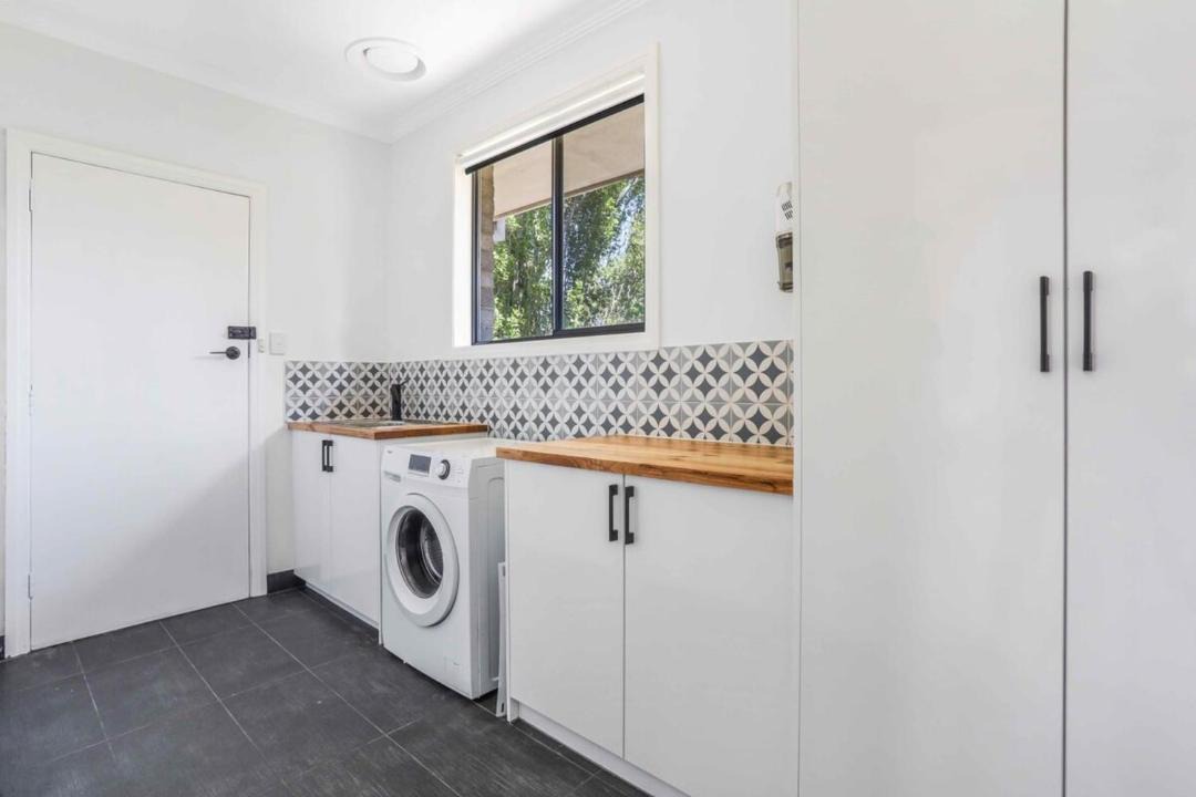 Photo of Others in Highton