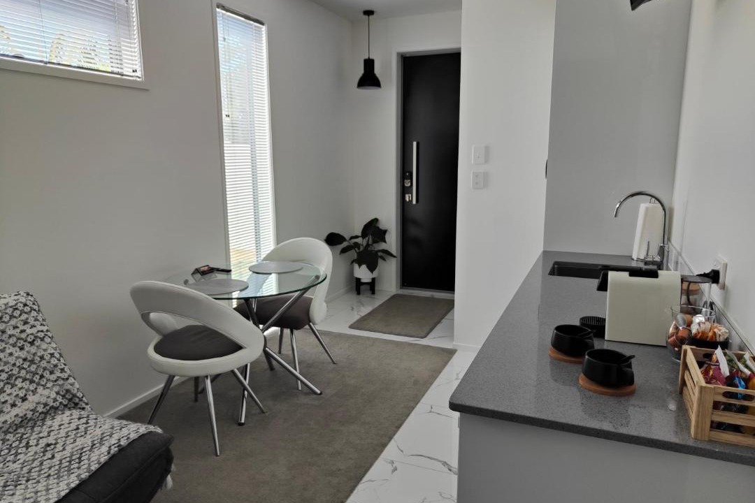 Photo of Livingroom in One Tree Point