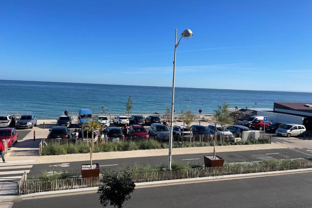 Photo of Others in Luc-sur-Mer
