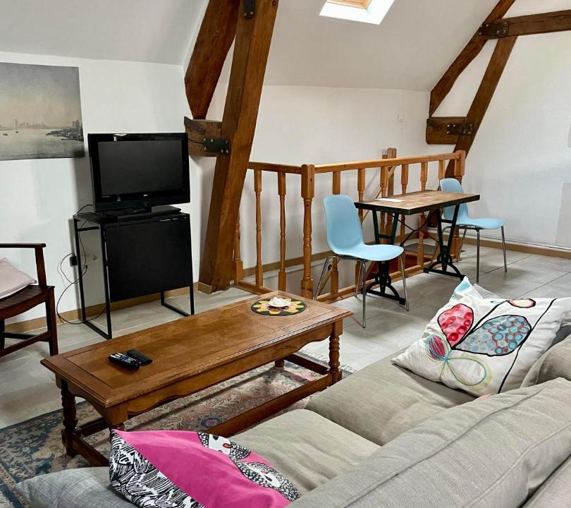 Photo of Others in Accolay