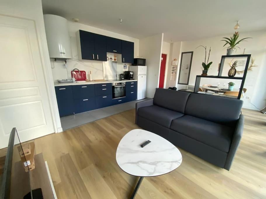 Photo of Livingroom in Cherbourg-en-Cotentin