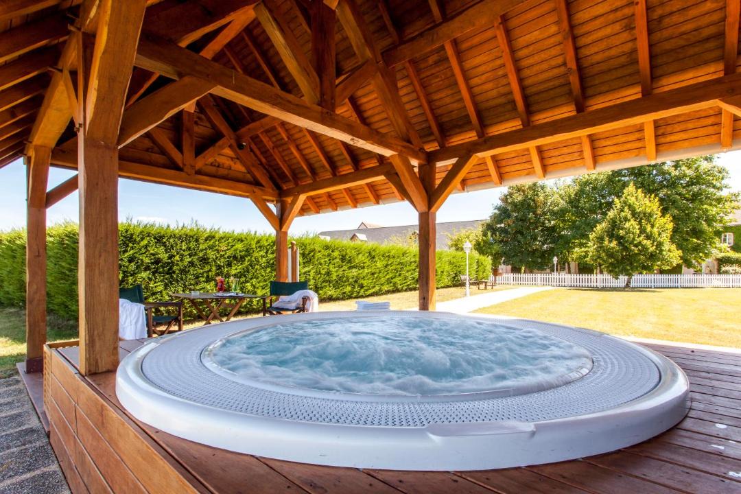 Photo of Others in Cangey